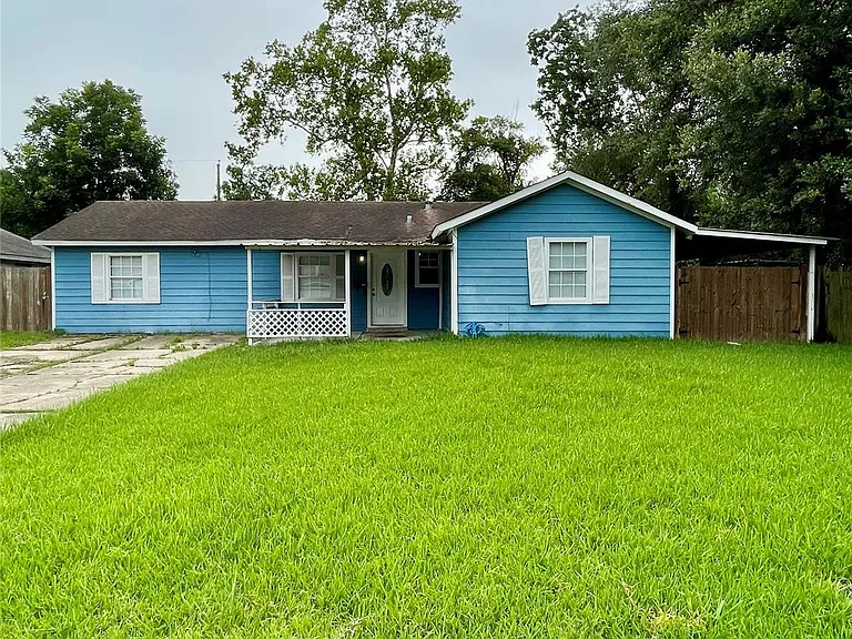 10823 Eddyrock St — Photo 2