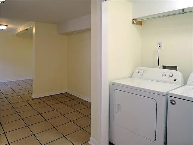 7204 Hickory St #B — Photo 13