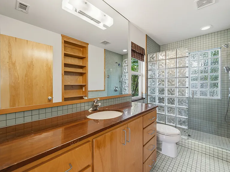 2214 Iva Ln #B — Photo 40