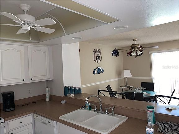 4th image of 2500 NW 21st St #41