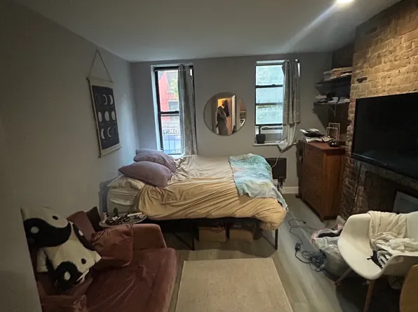 506 East Sixth Street image 1 of 6