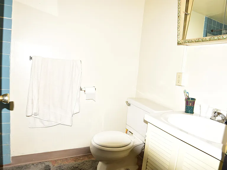 221 Atwood St — Photo 35