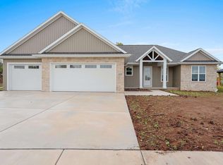 1582 Red Hawk Landing Trl, De Pere, WI 54115