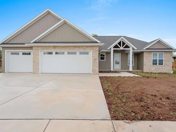 1582 Red Hawk Landing Trl, De Pere, WI 54115