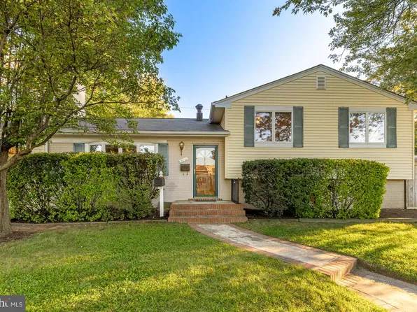 5912 3rd St S, Arlington, VA 22204