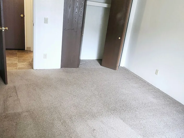 Eastgate Apartments — Photo 15