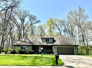 506 Eastwood Dr, Kouts, IN 46347