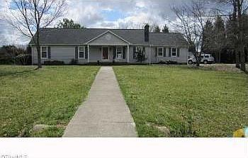 1st image of 4520 Fence Dr