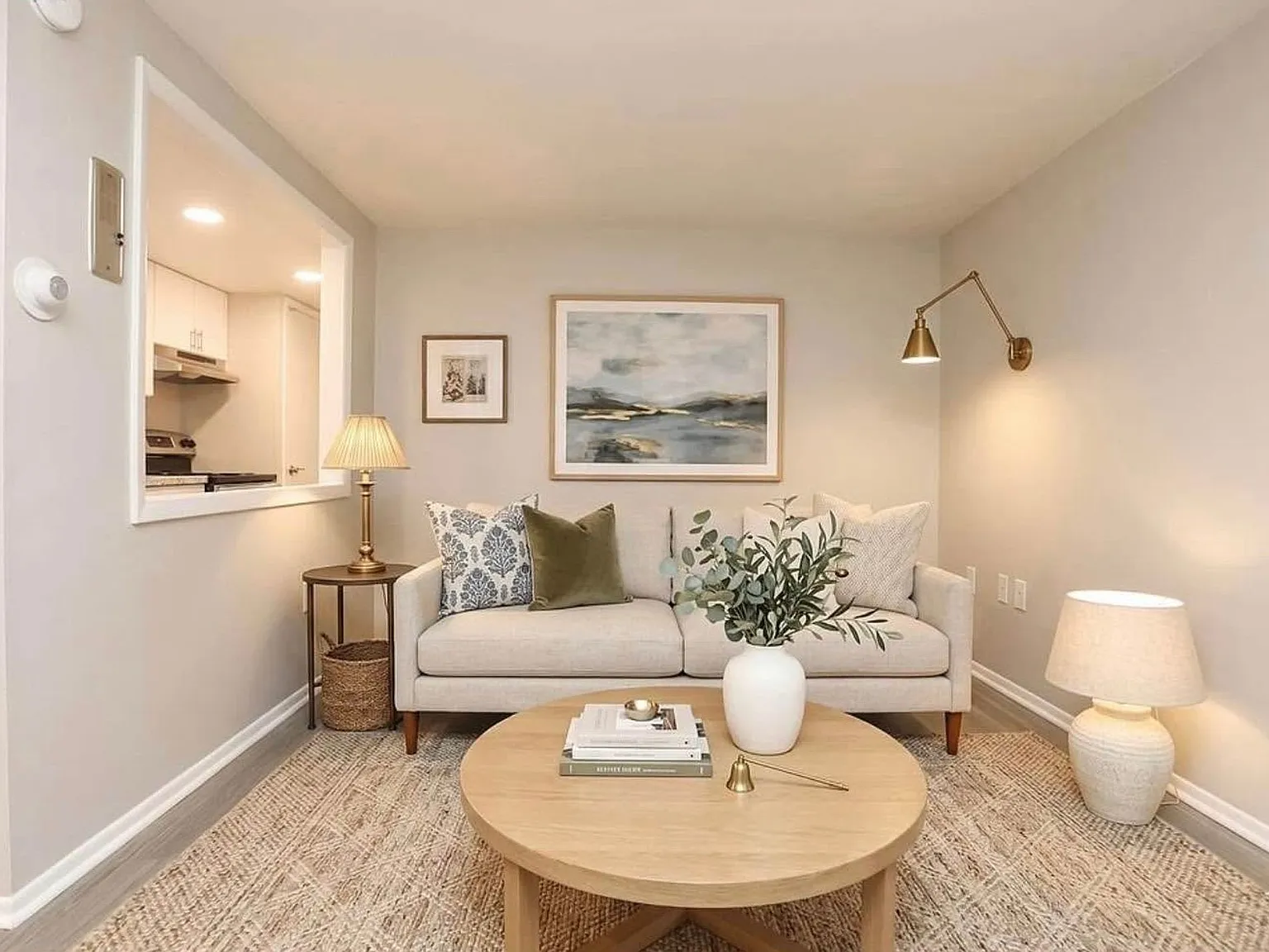 Dexter Street Apartments — Photo 2
