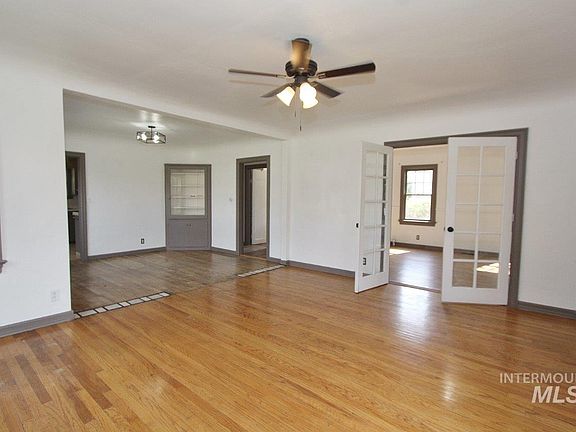 5th image of 191 SW 5th Ave