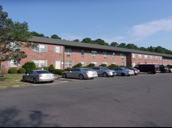 5303 Harding Hwy APT 102
