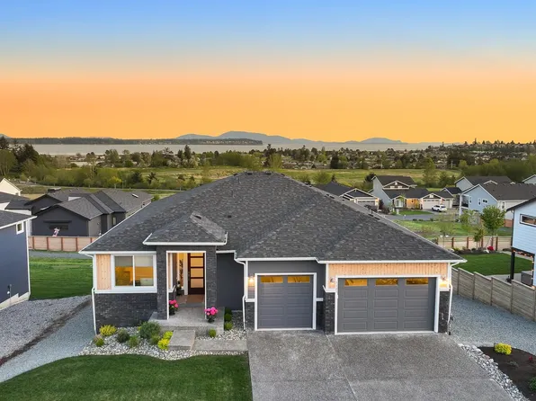 5423 Lonicera Drive, Blaine, WA 98230