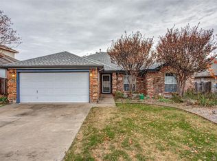 1112 Doreen St, White Settlement, TX 76108