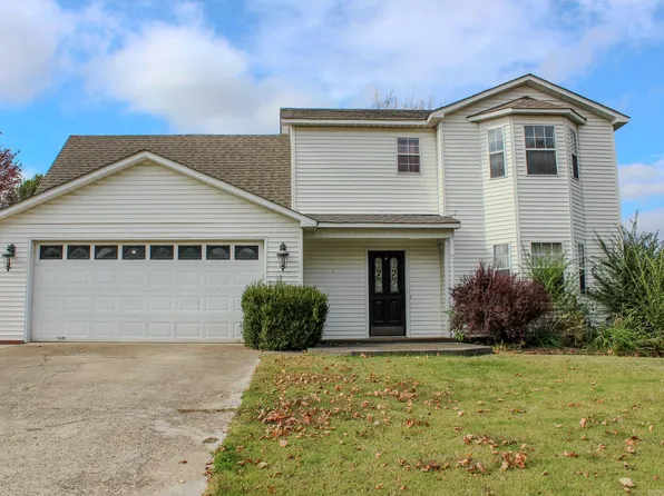 103 Lark Spur Dr, Searcy, AR 72143