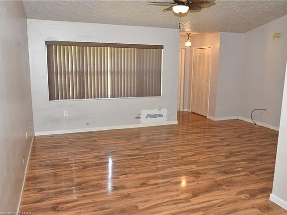 5th image of 4424 Alcantarra Ave