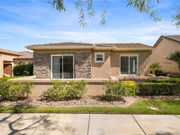 260 Four Seasons Blvd, Hemet, CA 92545