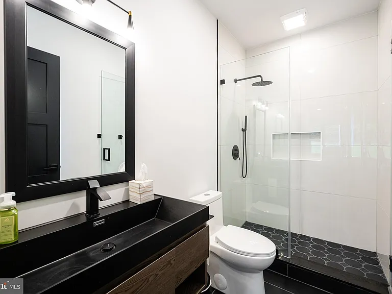 40388 Manbar Ln — Photo 41