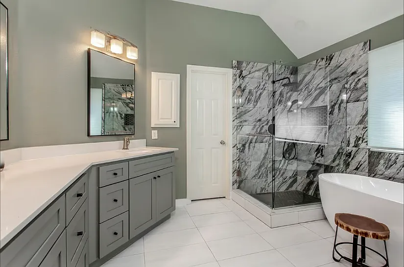 4 bed, $4,499 — Photo 4