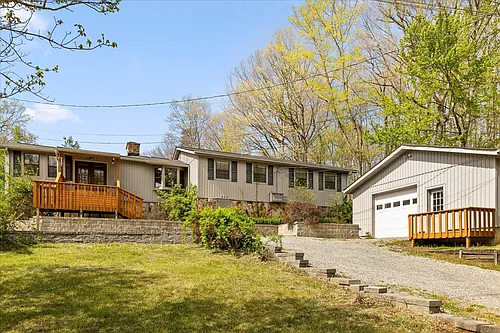 429 Saint Simon Trl Photo 1