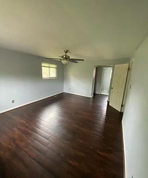 Very Large Master Bedroom with walk-in closet