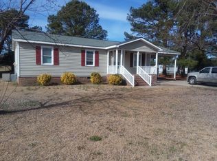 103 Donna Dr, Pikeville, NC 27863