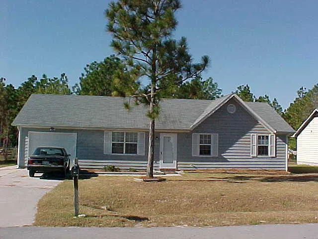 103 N Ginger Dr — Photo 1
