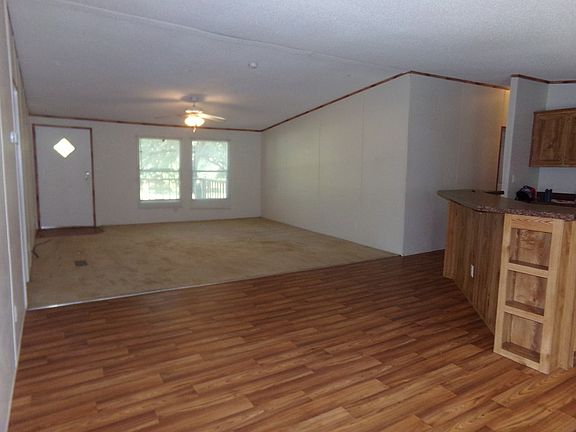 3rd image of 674 County Road 514