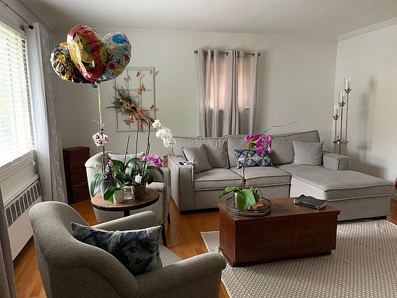 2nd image of 26 Mansion Ave #2