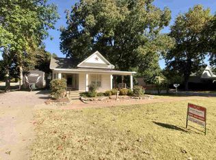 501 E Evans Ave, Apache, OK 73006