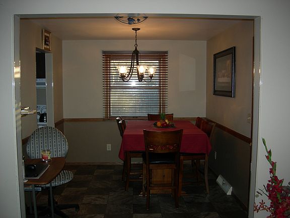 5th image of 1845 Wisconsin St #1847