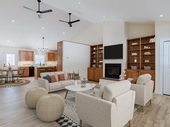 50 W Hill Drive, Belgrade, ME 04917