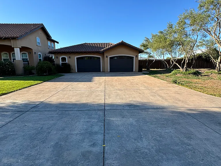 3294 Stony Point Rd — Photo 39