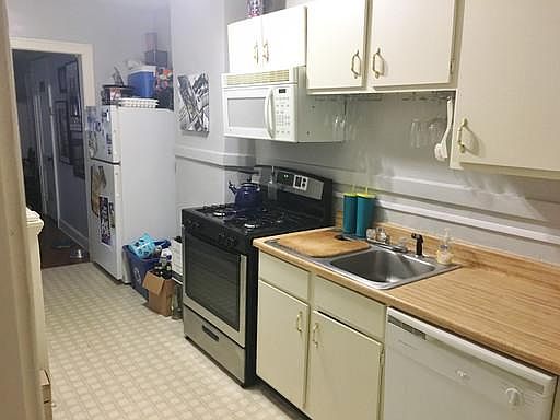 3rd image of 5114 Baltimore Ave #3S