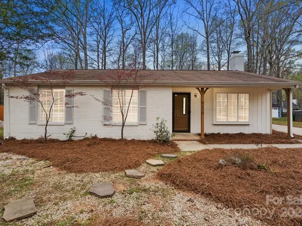 6210 Hickory Ridge Ln, Charlotte, NC 28227