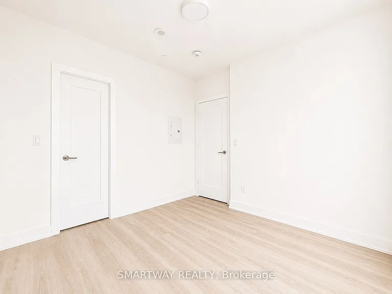 25 Cordova Ave #Penthouse 09 — Photo 39