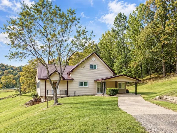 33884 Hiland Rd, Pomeroy, OH 45769