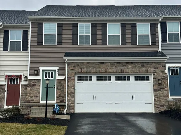 222 Cranesbill Dr, Mars, PA 16046