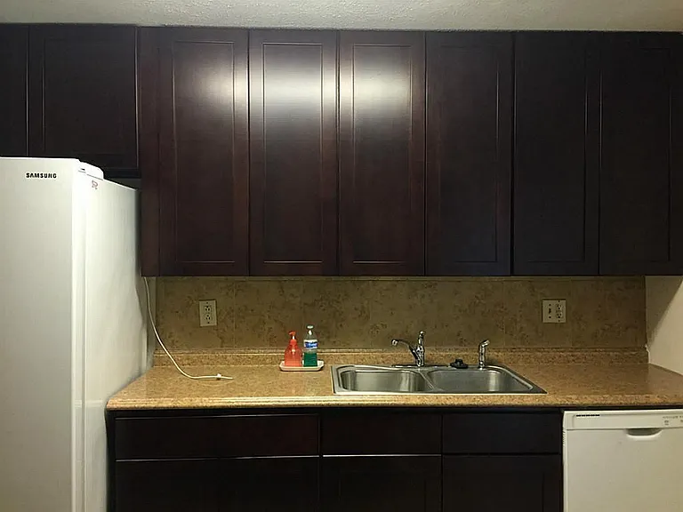 527 Jeff Davis Dr — Photo 3