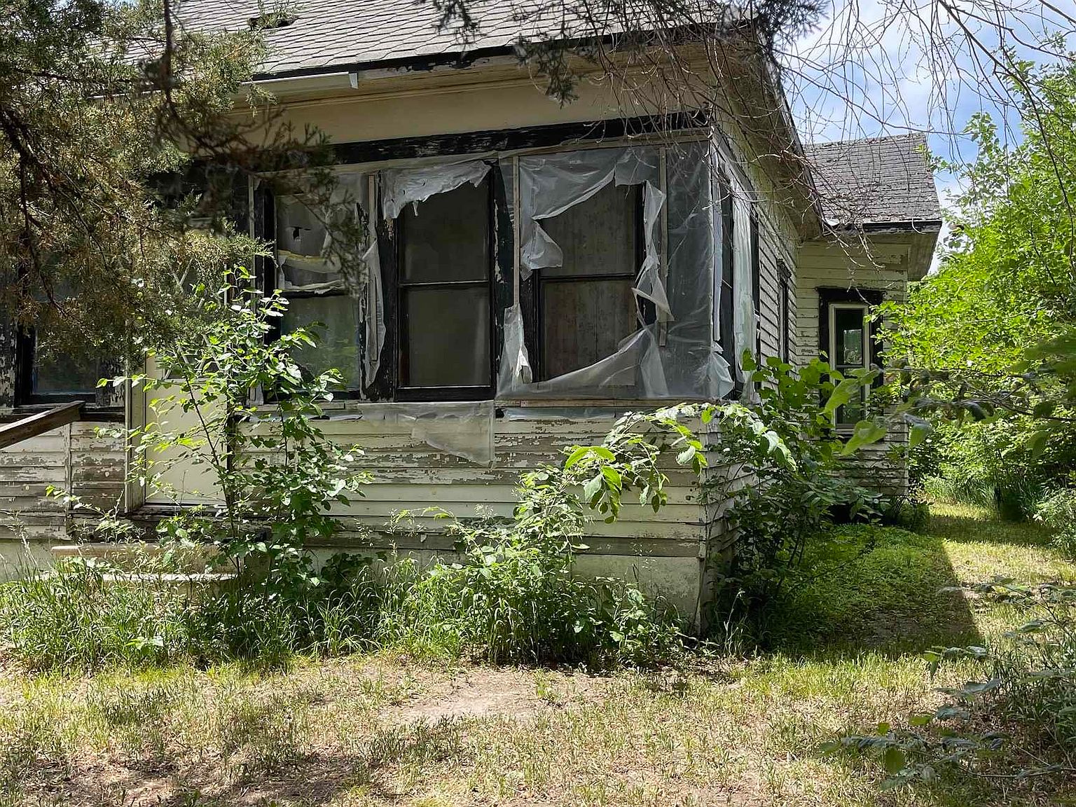 608 Walnut St, Silver Creek, NE 68663 Zillow