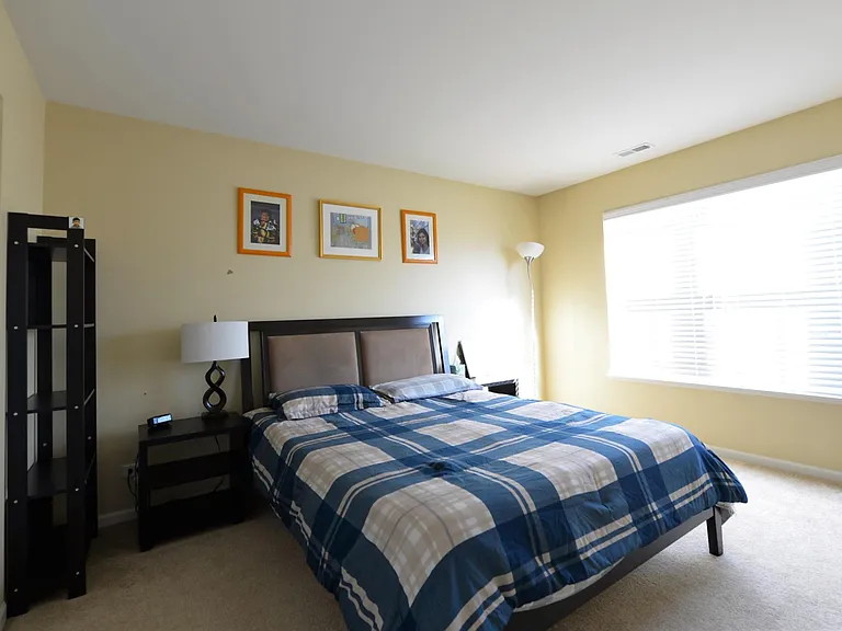 817 Lewisburg Ln — Photo 10