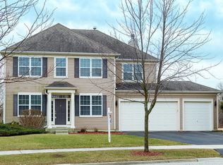 2370 Fishhook Way, Wauconda, IL 60084