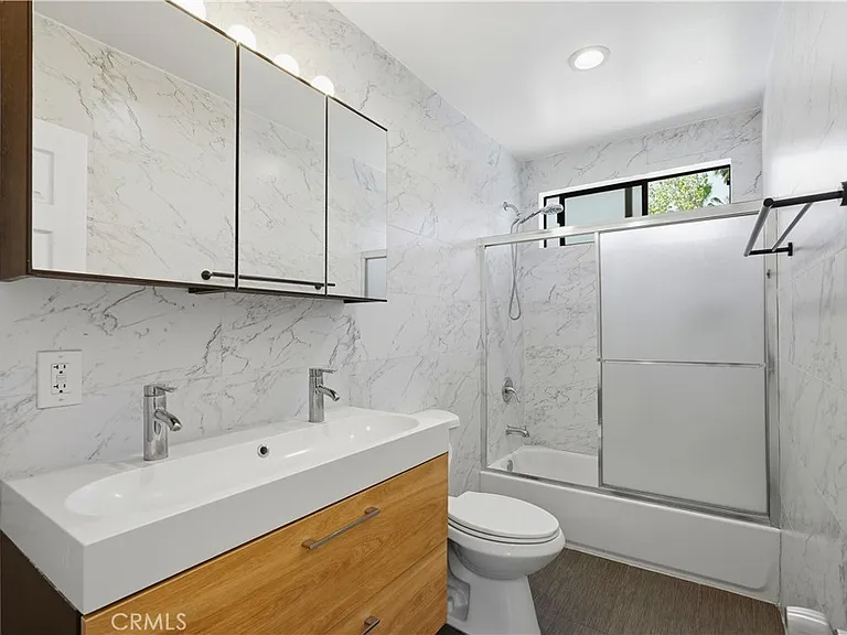 4965 Kester Ave #4 — Photo 16