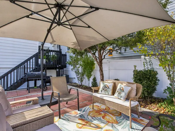 53 Cottage Street image 18 of 21