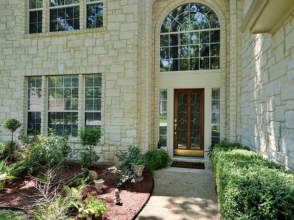 5th image of 2501 Resnick Dr