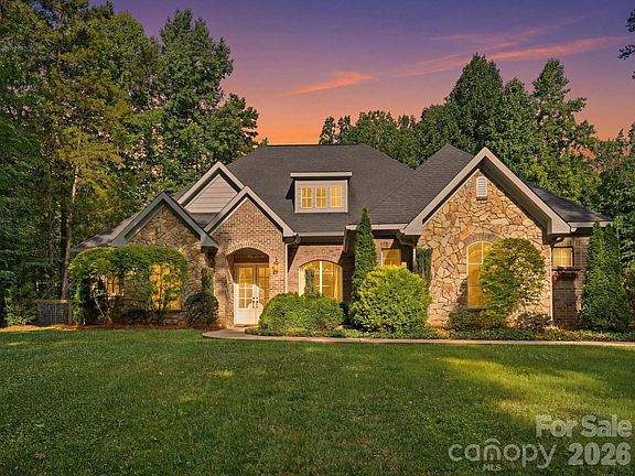 3rd image of 9831 Minnie Lemmond Ln