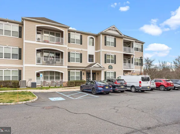 418 Sloan Ct, Matawan, NJ 07747