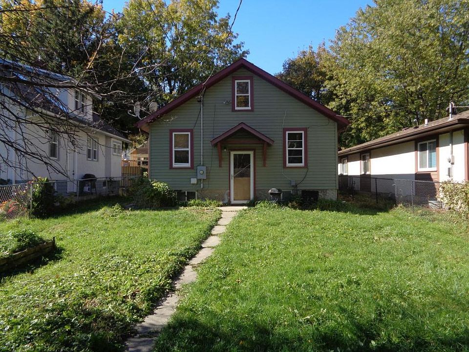 1st image of 2710 Russell Ave N