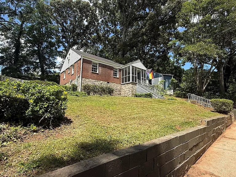 1312 George W Brumley Way SE — Photo 2