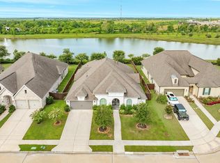 10314 Granite Ct, Iowa Colony, TX 77583