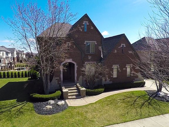 2nd image of 54838 Glen Oaks Dr